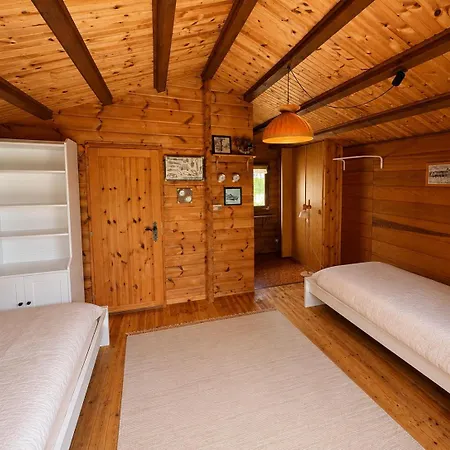 Schleinest In Zweiter Reihe Zur Schlei Nyaraló